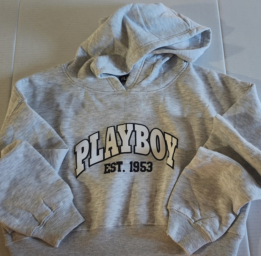 Sweatshirt
